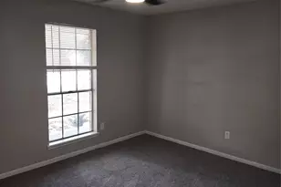 13327 Lake Breeze Ln, Willis, TX 77318 - Photo 11