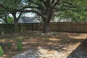 13327 Lake Breeze Ln, Willis, TX 77318 - Photo 25