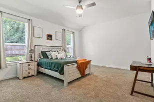 560 Newcomb Holw Dr, Conroe, TX 77304 - Photo 19