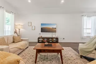 560 Newcomb Holw Dr, Conroe, TX 77304 - Photo 13