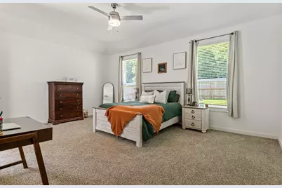 560 Newcomb Hollow Drive, Conroe, TX 77304 - Photo 17