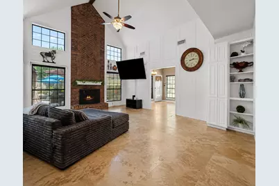 1622 W Hedgecroft Drive, El Lago, TX 77586 - Photo 13
