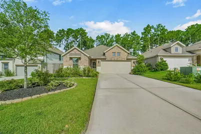 221 Woods Rose Court, Conroe, TX 77318 - Photo 35
