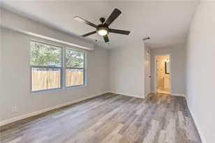 3705 Rawley St, Houston, TX 77020 - Photo 9