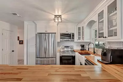 354 Edgewater Way, Point Blank, TX 77364 - Photo 11