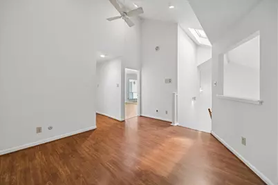 10123 Valley Forge Drive, Houston, TX 77042 - Photo 27