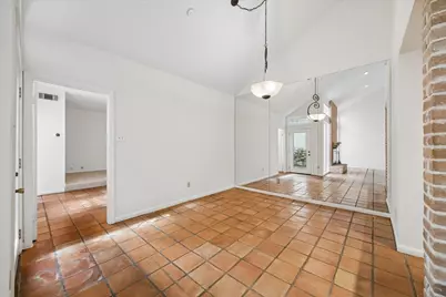 10123 Valley Forge Drive, Houston, TX 77042 - Photo 19