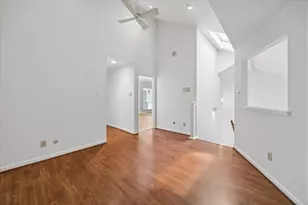 10123 Valley Forge Dr, Houston, TX 77042 - Photo 27