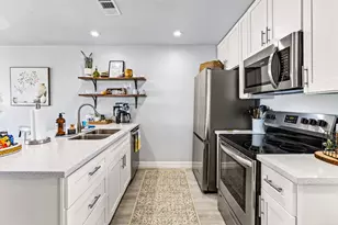 7600 Seawall Blvd, Galveston, TX 77551 - Photo 7