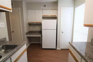 6041 N Winsome Ln, Houston, TX 77057 - Photo 5