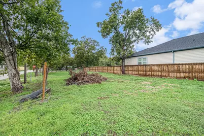 700 Rosie Street, Houston, TX 77091 - Photo 11