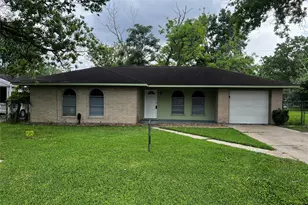 1105 Yorktown St, Richmond, TX 77469 - Photo 1