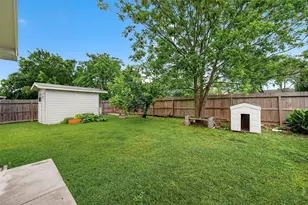 13907 Old Village Ln, Sugar Land, TX 77498 - Photo 21