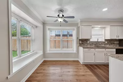 13907 Old Village Lane, Sugar Land, TX 77498 - Photo 5
