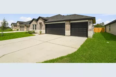 113 Wildflower Lane, Dayton, TX 77535 - Photo 3
