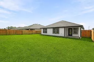 113 Wildflower Ln, Dayton, TX 77535 - Photo 15