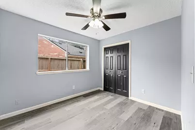 2430 Shady Bend Drive, Pearland, TX 77581 - Photo 17
