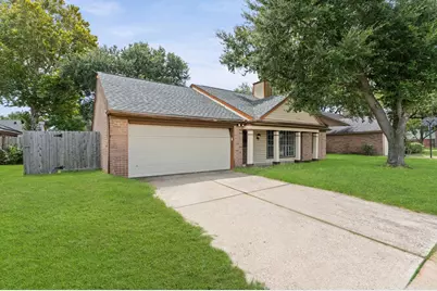 2430 Shady Bend Drive, Pearland, TX 77581 - Photo 3