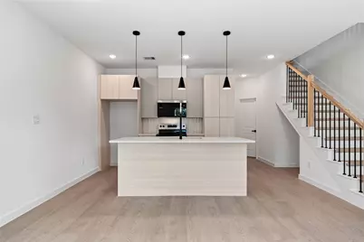 1033 North Lane, Houston, TX 77088 - Photo 5