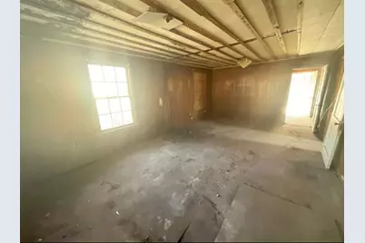 2202 Esplanade Street, Marshall, TX 75670 - Photo 3