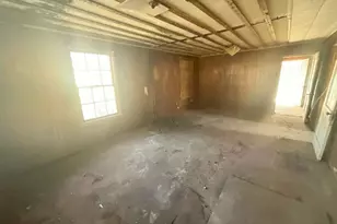 2202 Esplanade St, Marshall, TX 75670 - Photo 3