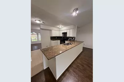8306 Bee Meadow Lane, Houston, TX 77489 - Photo 5