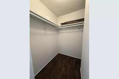 8306 Bee Meadow Lane, Houston, TX 77489 - Photo 11