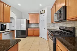 6230 Hollydale Ridge Ln, Katy, TX 77494 - Photo 9