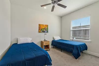 126 Knightsbridge Park Lane, Houston, TX 77018 - Photo 13