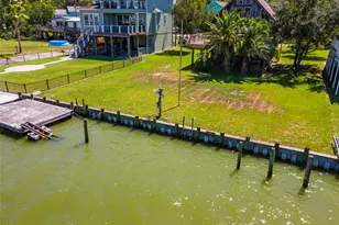 2124 Cove Park Dr, Kemah, TX 77565 - Photo 27