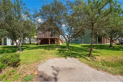 2124 Cove Park Drive, Kemah, TX 77565 - Photo 15