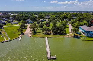 2124 Cove Park Dr, Kemah, TX 77565 - Photo 13