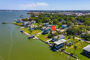 2124 Cove Park Dr, Kemah, TX 77565 - Photo 7