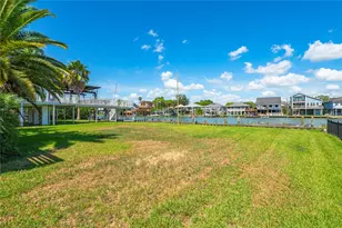 2124 Cove Park Dr, Kemah, TX 77565 - Photo 29