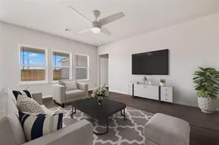 2103 Spring Hollow Dr, Baytown, TX 77521 - Photo 3