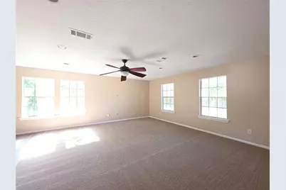 9 Ridgeline Court, The Woodlands, TX 77381 - Photo 5