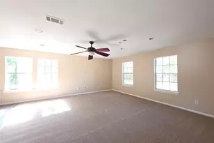 9 Ridgeline Ct, The Woodlands, TX 77381 - Photo 5