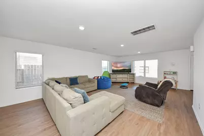 19639 Rupetti Drive, New Caney, TX 77357 - Photo 9