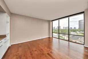 1111 Bering Dr, Houston, TX 77057 - Photo 5