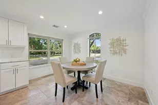 1302 Riverview Cir, Houston, TX 77077 - Photo 3