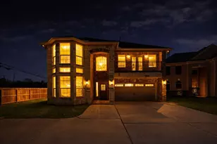 10447 Tree Hollow Circle, La Porte, TX 77571 - Photo 1