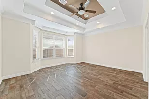 10447 Tree Hollow Circle, La Porte, TX 77571 - Photo 15