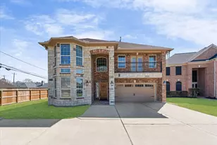 10447 Tree Hollow Circle, La Porte, TX 77571 - Photo 5