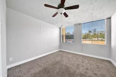 28 Lakeway Street, Conroe, TX 77304 - Photo 7