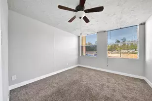 28 Lakeway St, Conroe, TX 77304 - Photo 7