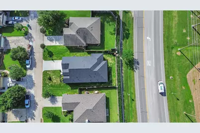13405 Raintree Drive, Montgomery, TX 77356 - Photo 33