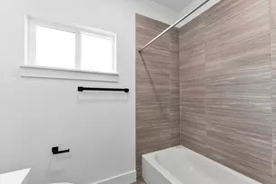 13405 Raintree Dr, Montgomery, TX 77356 - Photo 21