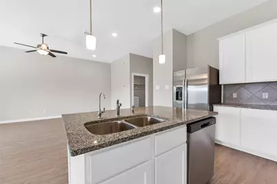 7607 Tramontana Lane, Baytown, TX 77523 - Photo 9