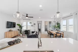 2305 Via Laura Ln, Houston, TX 77051 - Photo 5