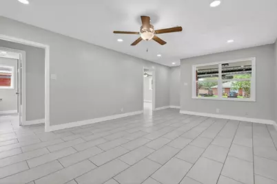 206 Mockingbird Lane, Pasadena, TX 77502 - Photo 9